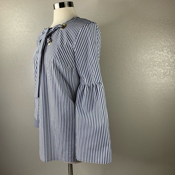 Michael Kor Blue & White Stripe Bell Sleeve Top Medium NWT Nautical - Picture 8 of 8